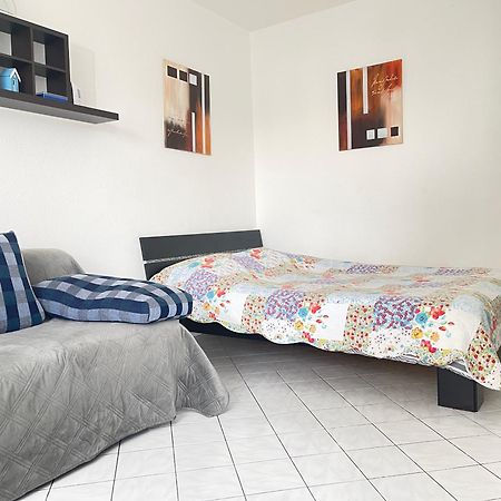 Cool Studio Saint Louis Vicino Stazione/Aereoporto 아파트 외부 사진